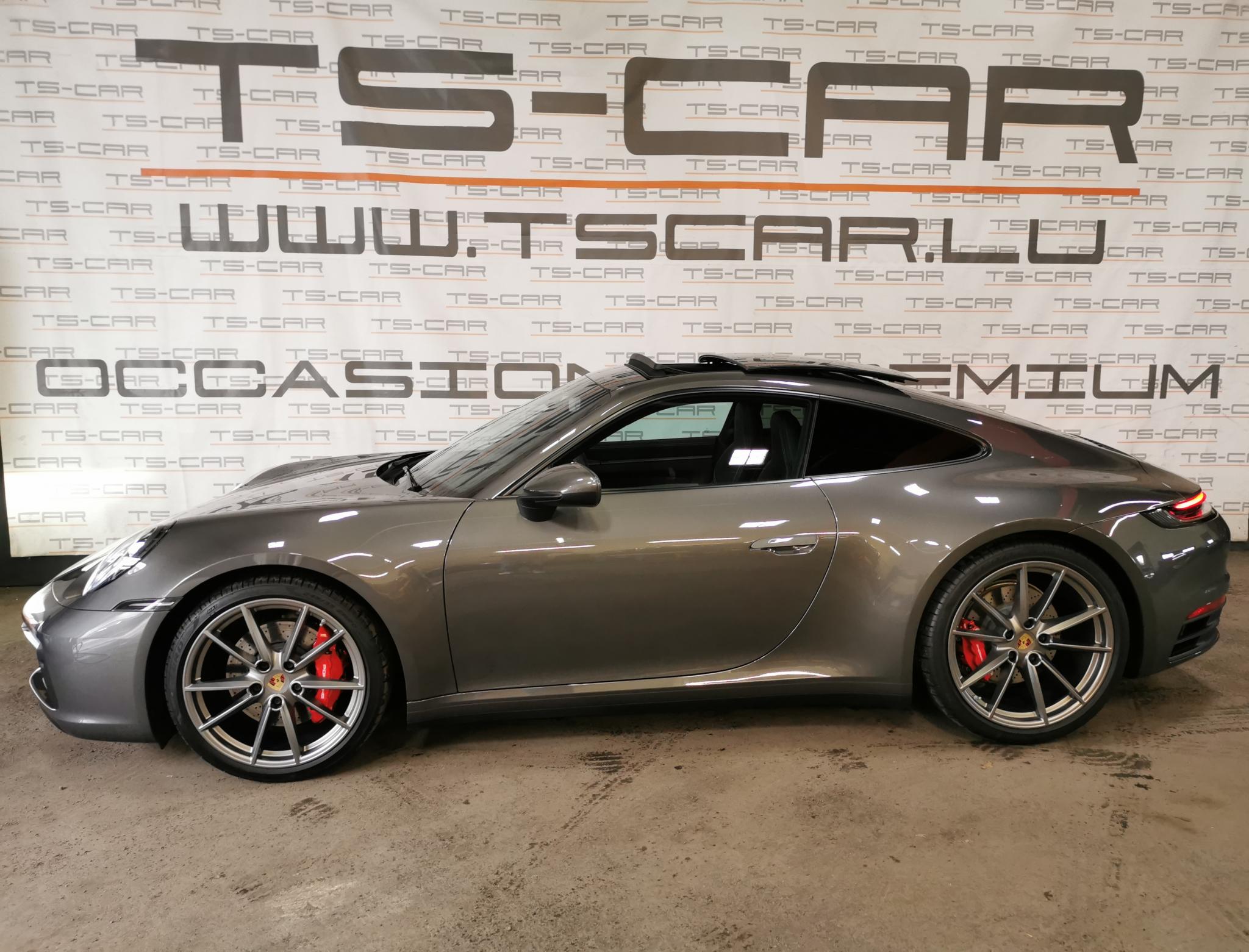 Porsche 992